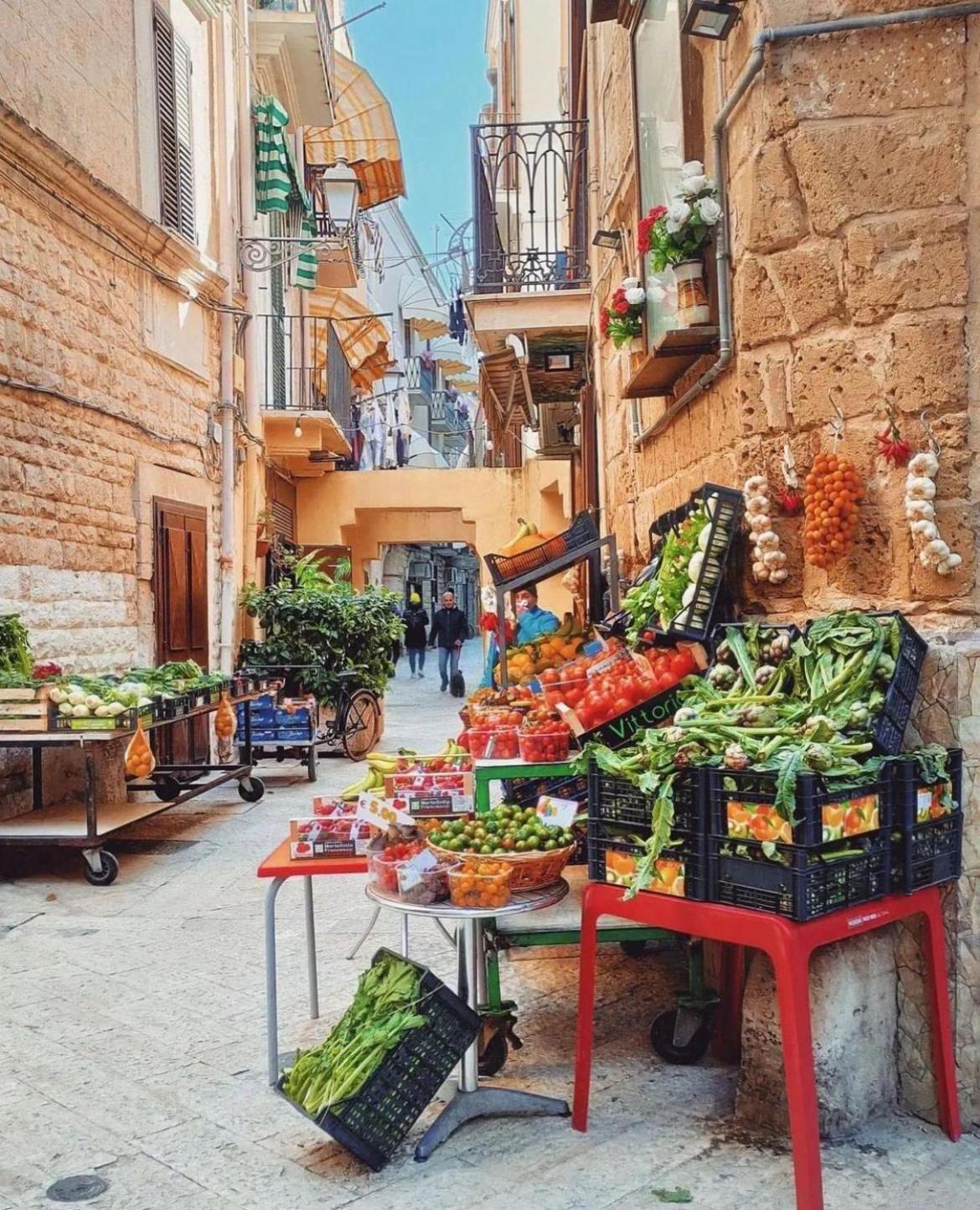 Cantovi Bari Exterior photo